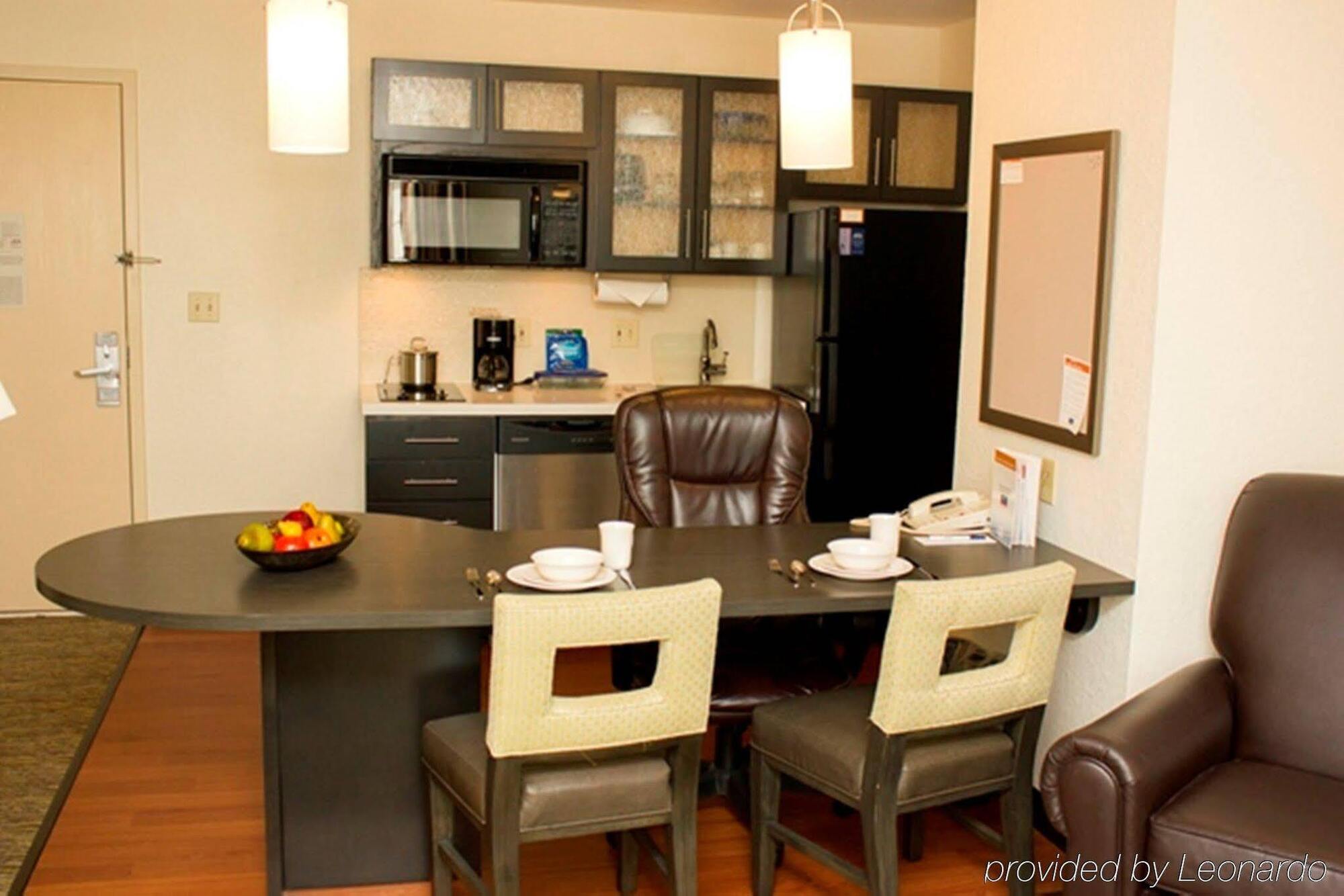 Sonesta Simply Suites Houston W Beltway Exteriör bild
